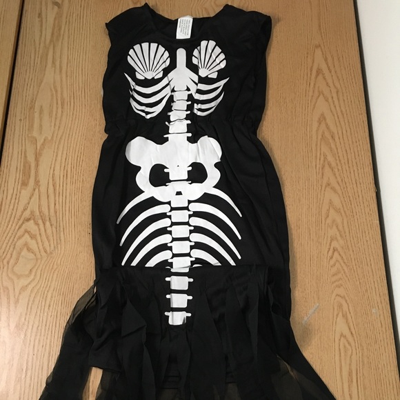 New 1pc Girls Skeleton Dress Halloween Costume One Size Fits Ages 6-8 - Picture 1 of 9